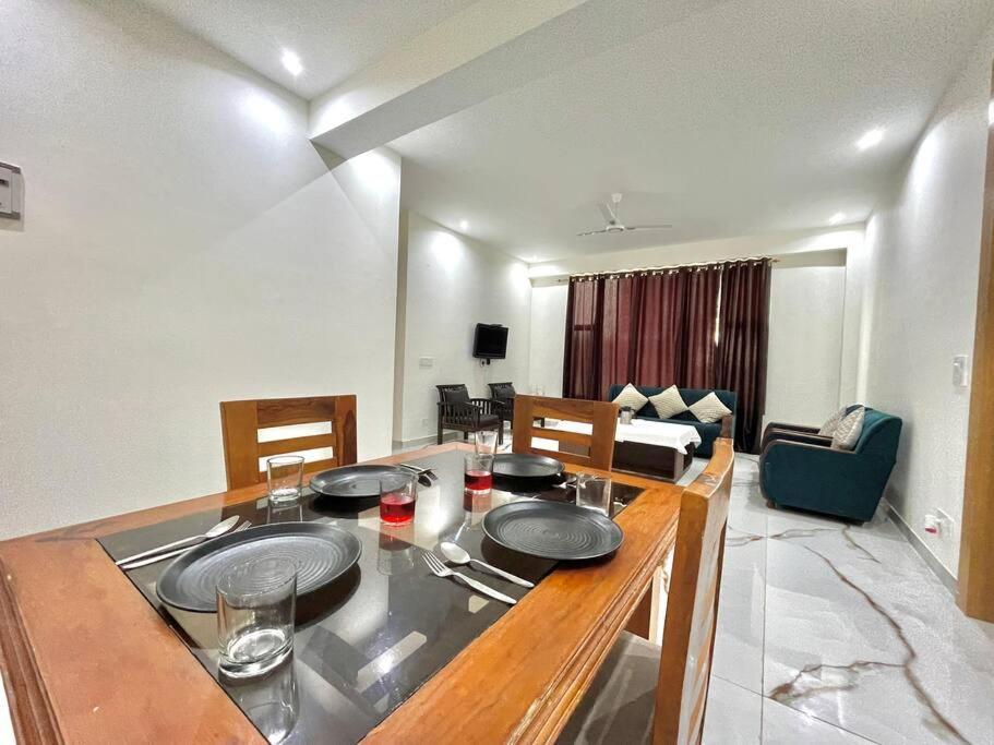 Host Jatin Kasauli Crest 7O1827O7O3 Διαμέρισμα Εξωτερικό φωτογραφία