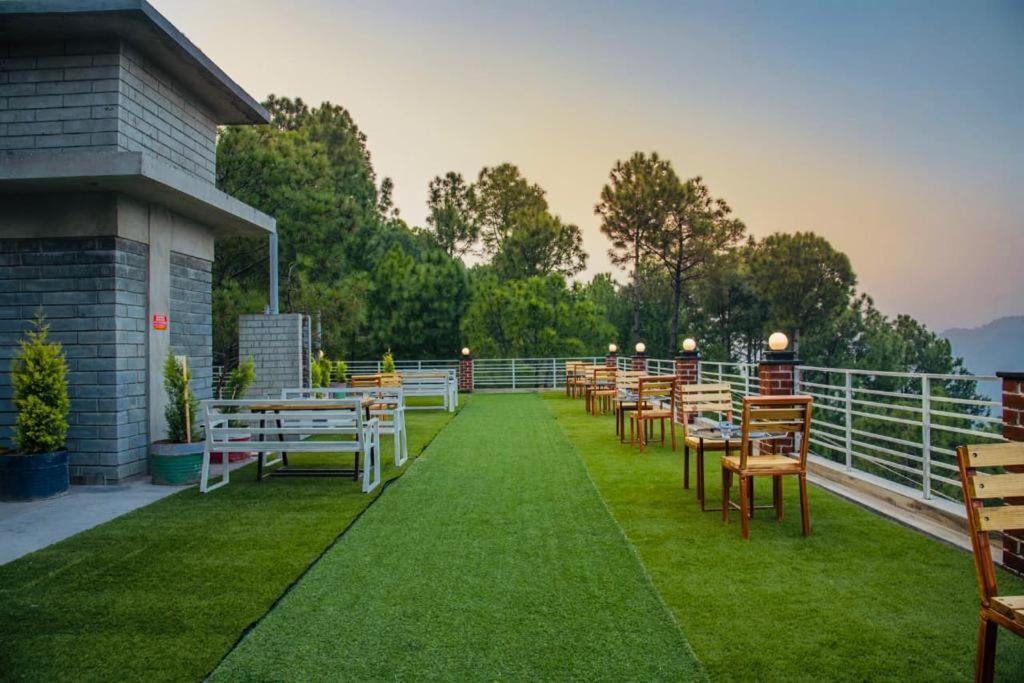 Host Jatin Kasauli Crest 7O1827O7O3 Διαμέρισμα Εξωτερικό φωτογραφία